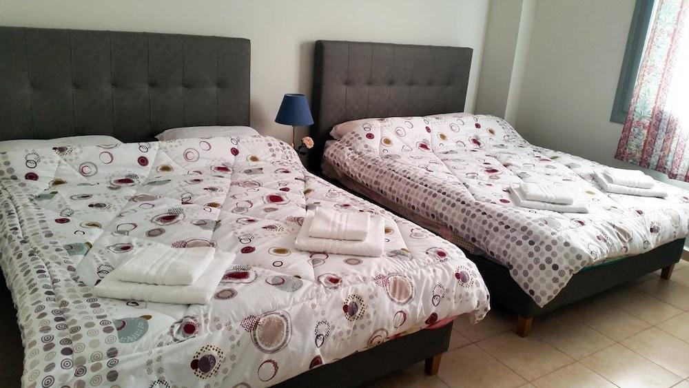 Space Paradise Apartments Атина Екстериор снимка