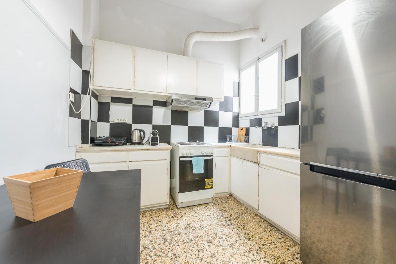 Space Paradise Apartments Атина Екстериор снимка