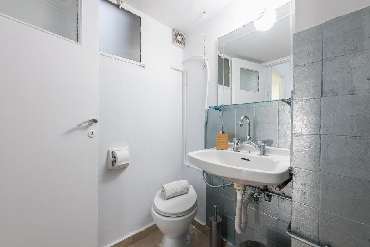 Space Paradise Apartments Атина Екстериор снимка