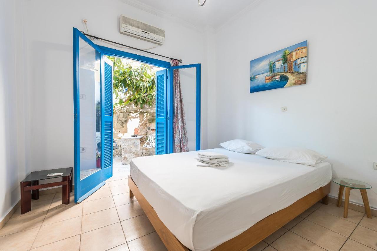 Space Paradise Apartments Атина Екстериор снимка